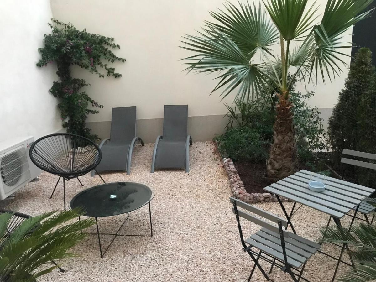 Lazare Maison De Maitre , Appartements De Standing Avec Parking Privatif A Seulement 7 Minutes A Pied Du Centre Historique De 베지에 외부 사진