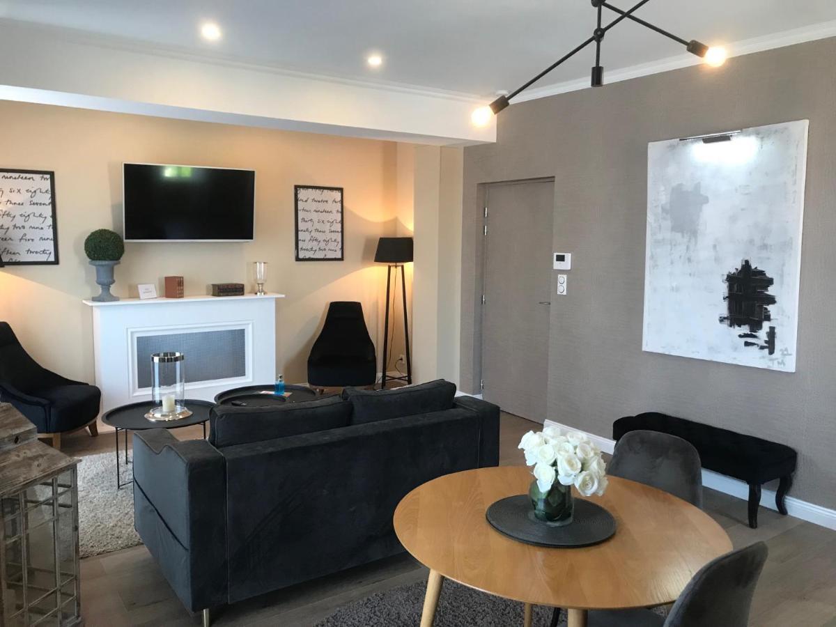 Lazare Maison De Maitre , Appartements De Standing Avec Parking Privatif A Seulement 7 Minutes A Pied Du Centre Historique De 베지에 외부 사진