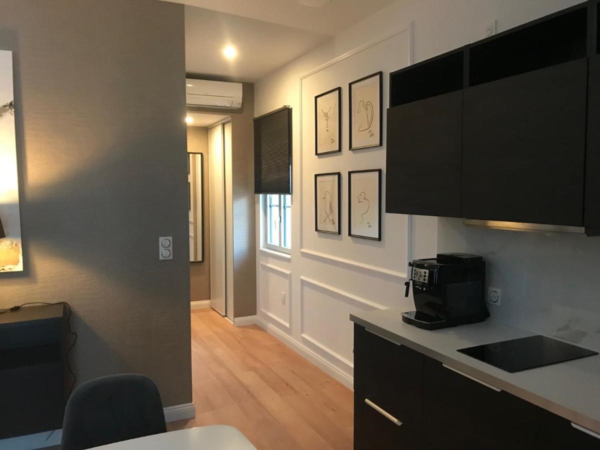 Lazare Maison De Maitre , Appartements De Standing Avec Parking Privatif A Seulement 7 Minutes A Pied Du Centre Historique De 베지에 외부 사진